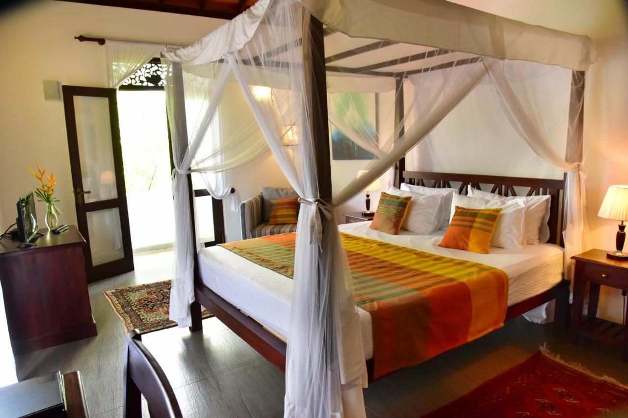 Boutique Villa Shanthi Хикадува Екстериор снимка