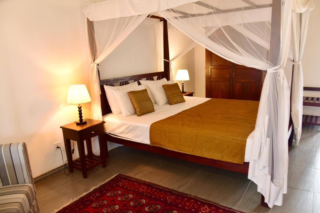 Boutique Villa Shanthi Хикадува Екстериор снимка