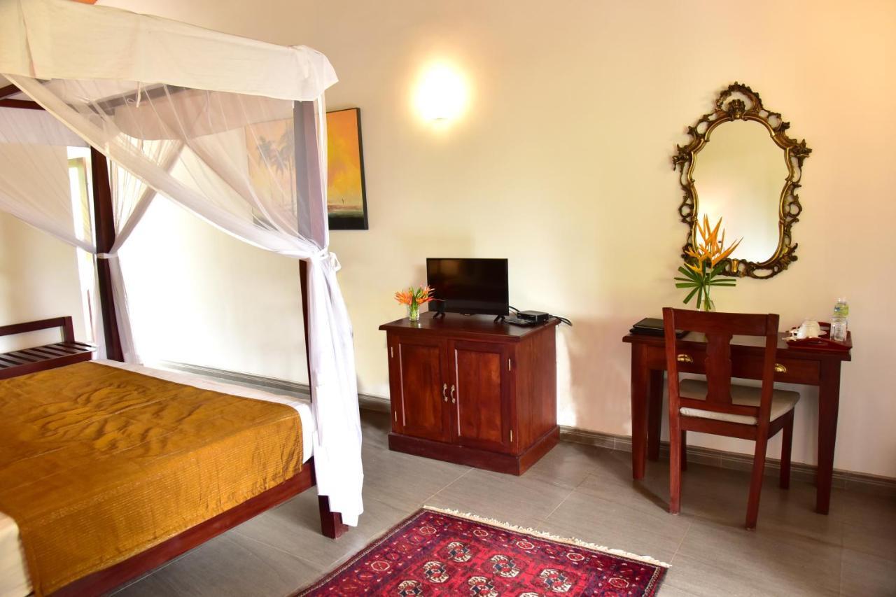 Boutique Villa Shanthi Хикадува Екстериор снимка