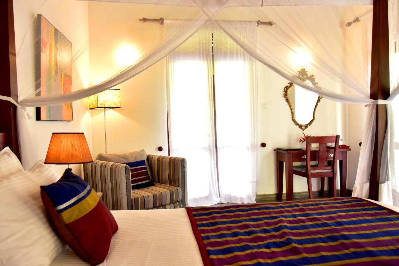 Boutique Villa Shanthi Хикадува Екстериор снимка